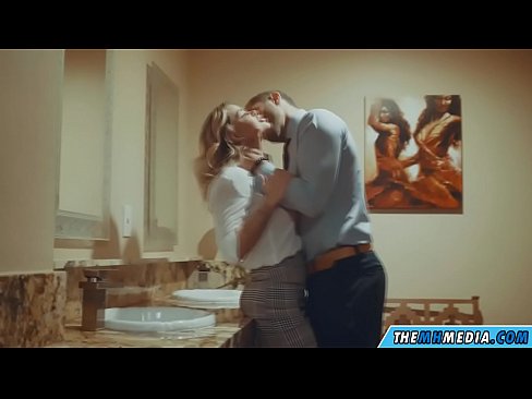 ❤️ Kun povekas blondi viettelee sinut julkisessa vessassa ️❌ Anaaliporno at fi.quizfarmature.ru ❌❤